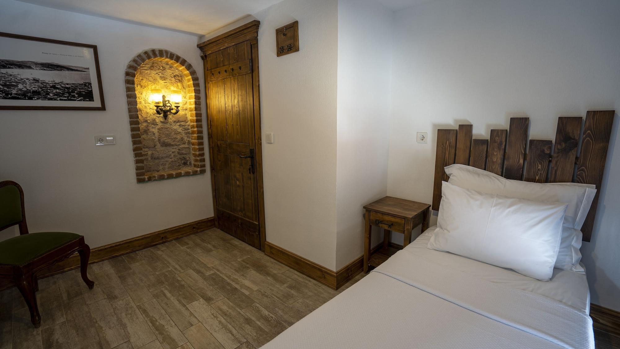 Villa Pietra Butik Otel Ayvalik Ngoại thất bức ảnh
